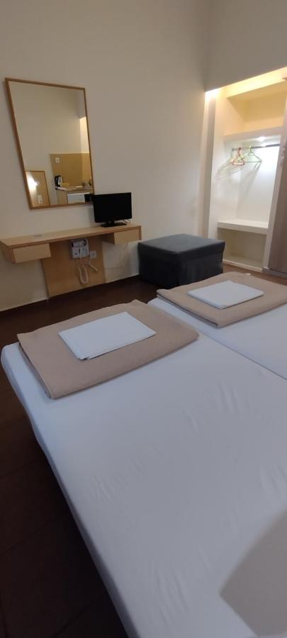 Sweetmar Guestrooms-Ground Floor Cos Exterior foto